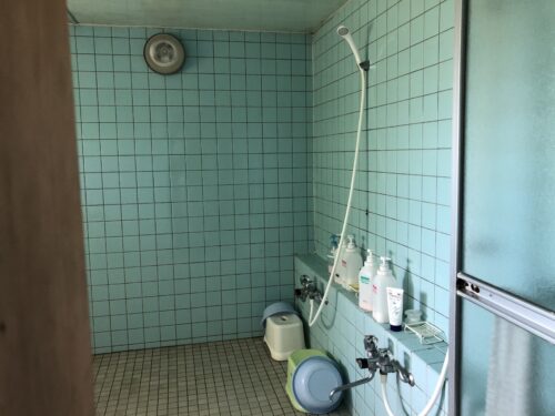 民宿金ヶ浜の浴室